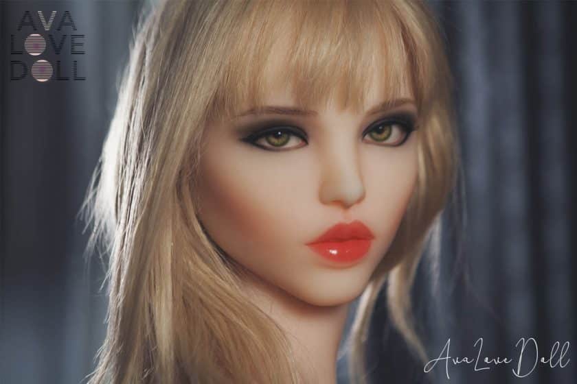 Doll Forever Shannon Visage Blonde Bouche Face