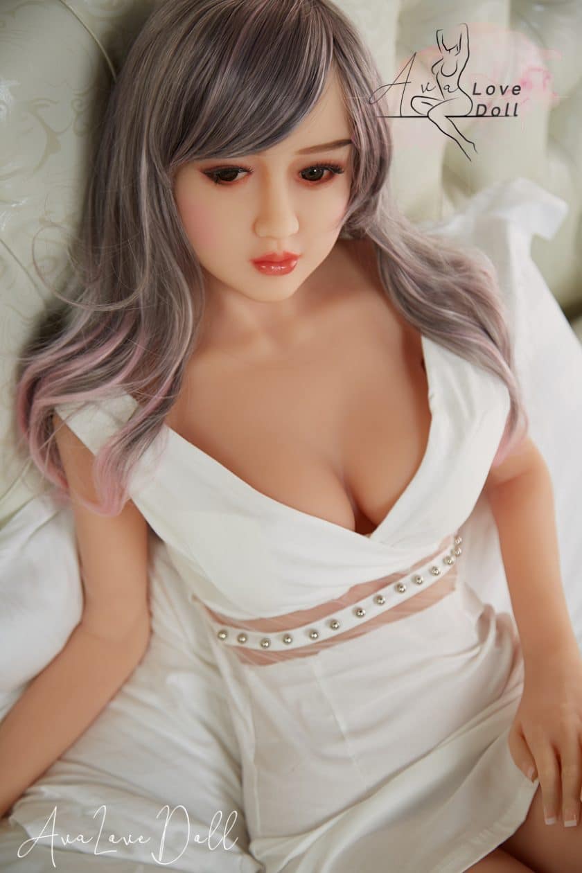 6YE Doll 160 cm Bonnet F tête 4 sex doll